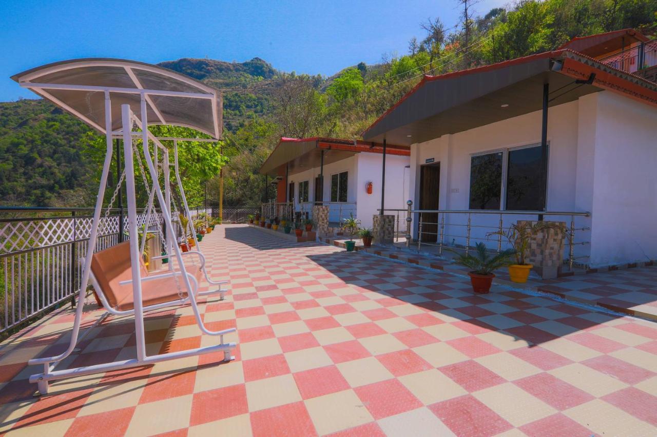 V Resorts Brv Resort Mussoorie Εξωτερικό φωτογραφία